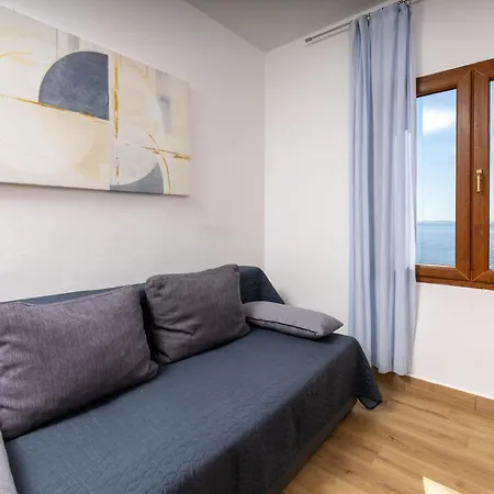 Beachfront Slavinka Apartman Ivan Dolac